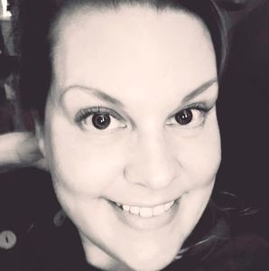 Meet your Posher, Becky